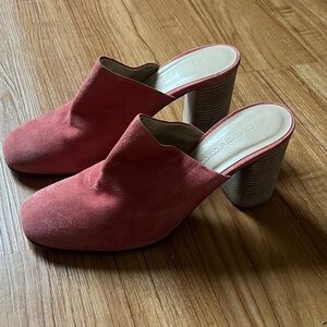 Vero Cuoio creatures of comfort suede heels